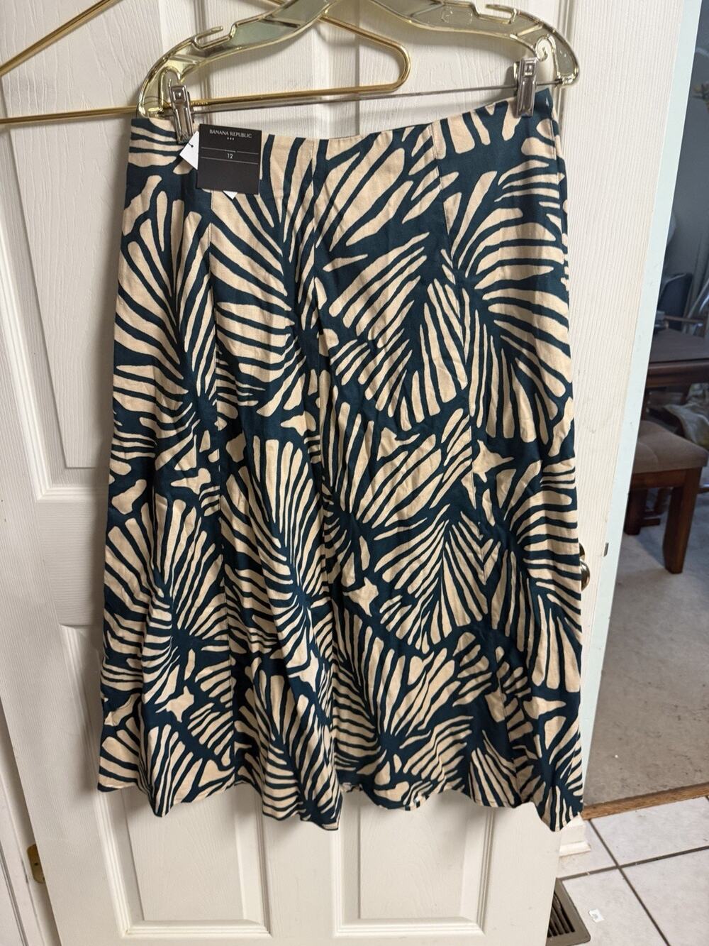Banana Republic Beige Teal Linen Midi Skirt NEW Tropical Palm Large Sz 12 34x34